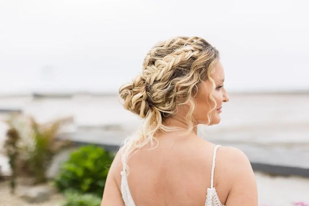 Tying the Knot in Style with Best Hair Treatment
